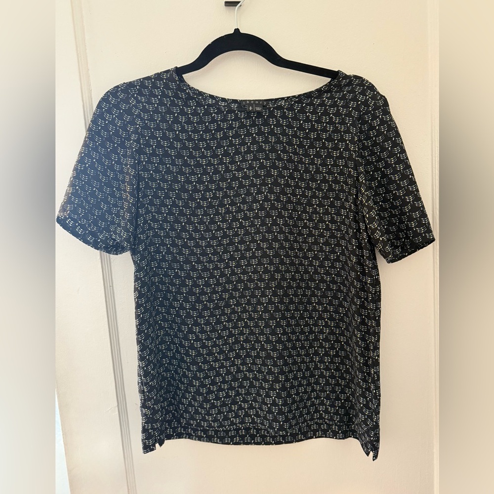 Theory 100% Silk Geo Print Blouse | Size 6
